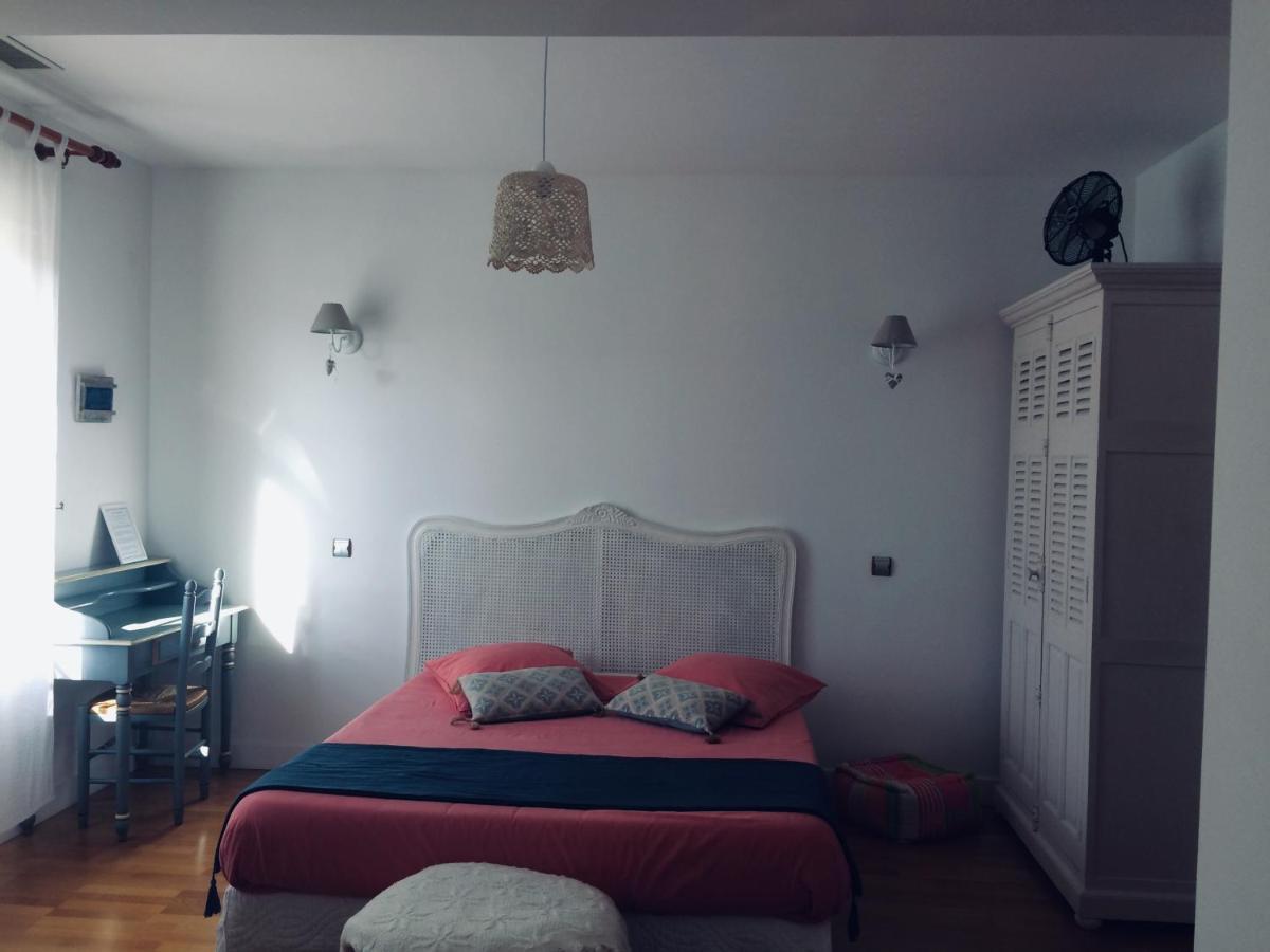 Cottage La Villa Bolero Сен-Сир-сюр-Лоар Екстериор снимка