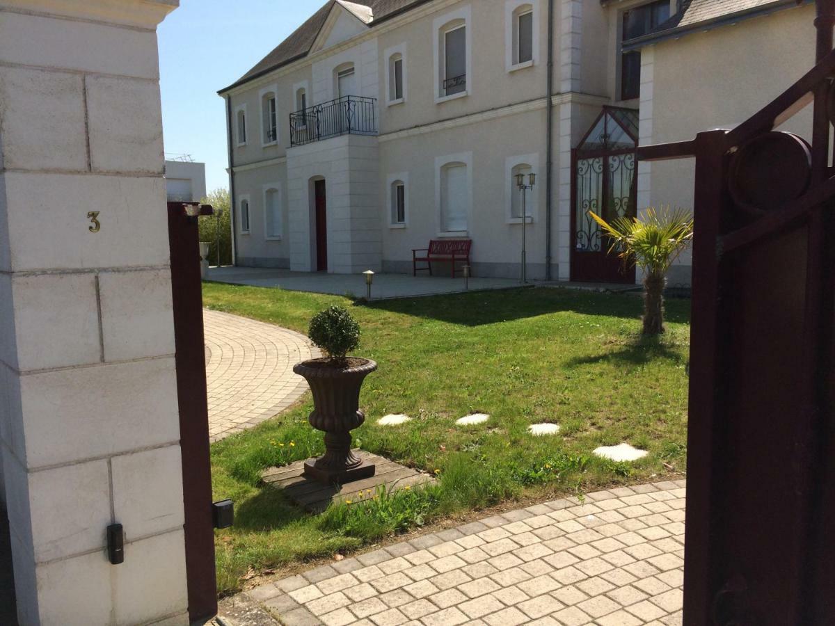 Cottage La Villa Bolero Сен-Сир-сюр-Лоар Екстериор снимка