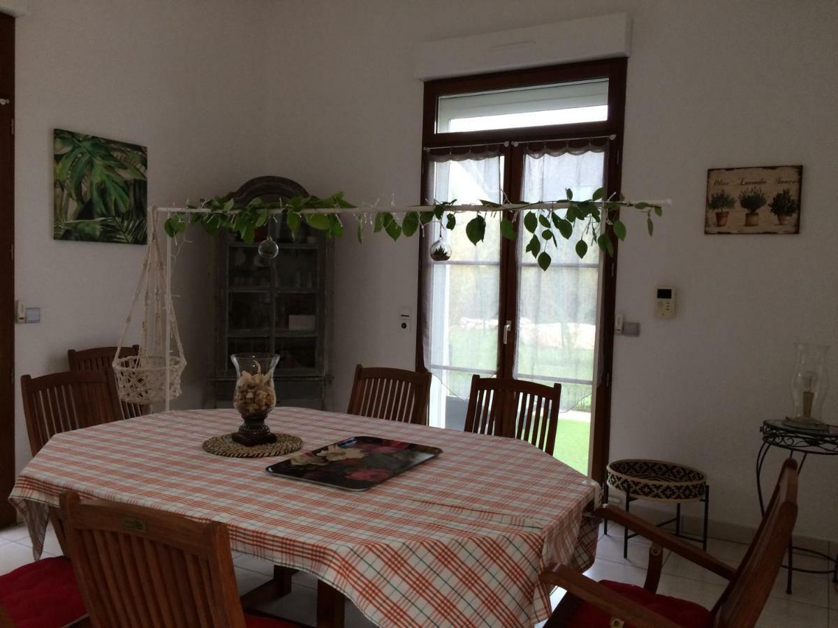 Cottage La Villa Bolero Сен-Сир-сюр-Лоар Екстериор снимка